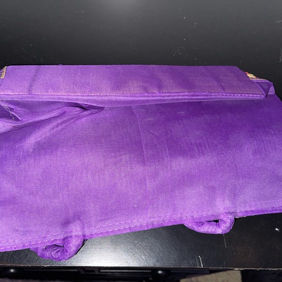 Embroidered bag - Picture 4 of 4